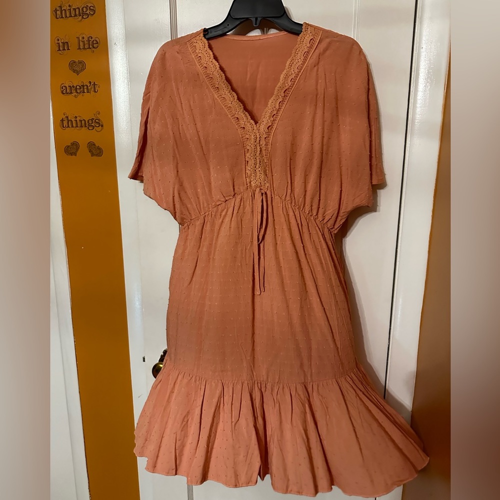 V neck, batt wing sleeves dress